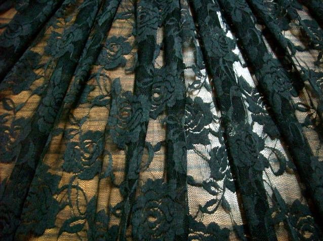 9.Black Putul Flower Lace